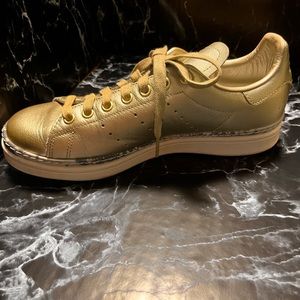 Adidas Stan Smith gold sneakers size 8